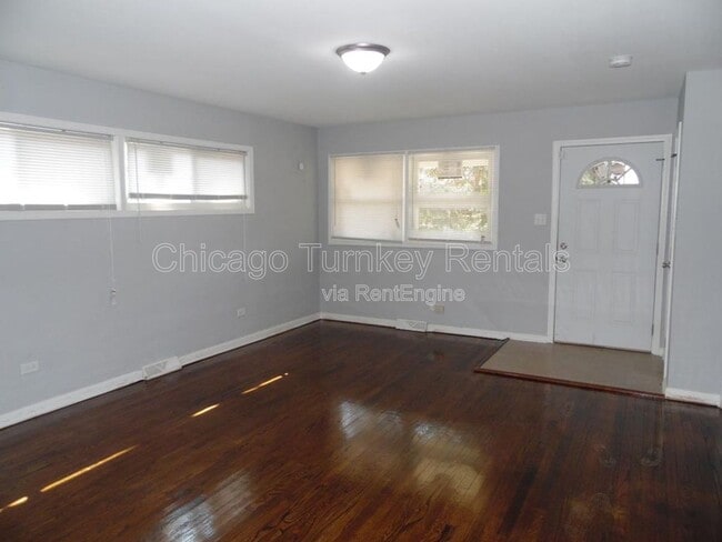Photo - 14835 Michigan Ave
