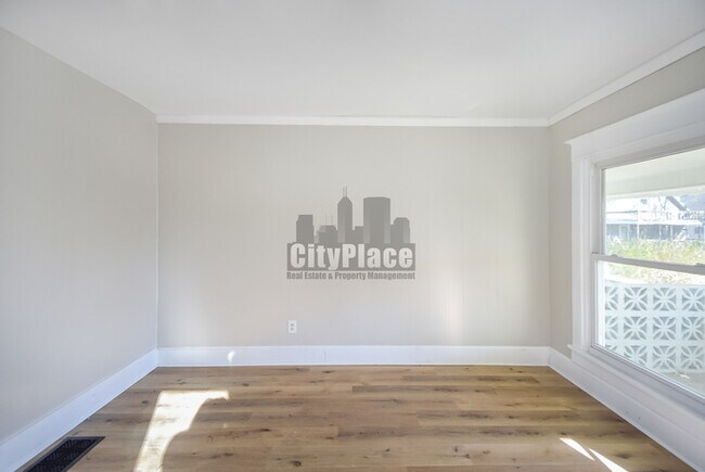 Photo - 2012 Olive St