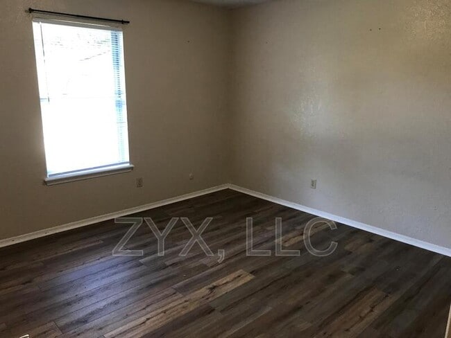 Photo - 485 W 150th St