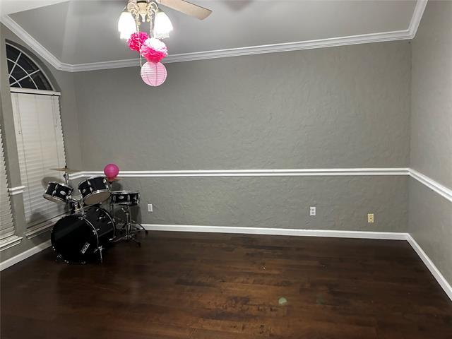 Photo - 520 Kelley Ct