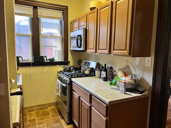 cocina - 2516 Bellevue Ave Unidad a