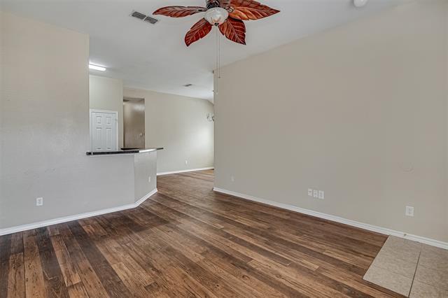 Photo - 824 Walnut St