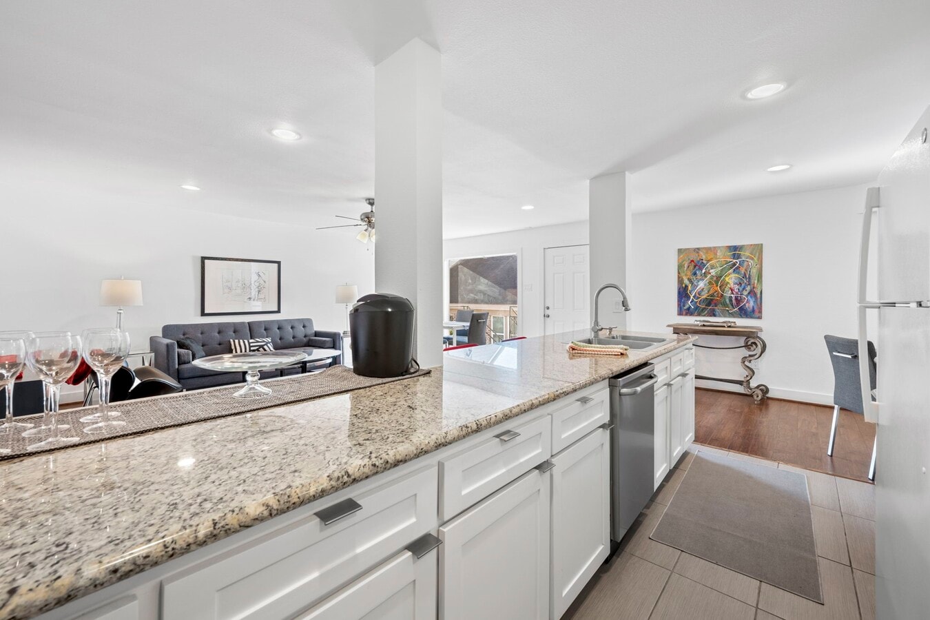 Photo - 234 Westheimer Rd Unidad 8