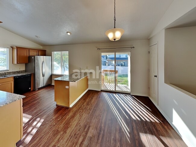 Photo - 3328 Celebration Dr