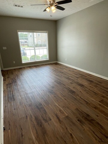 Photo - River Pointe Condominiums