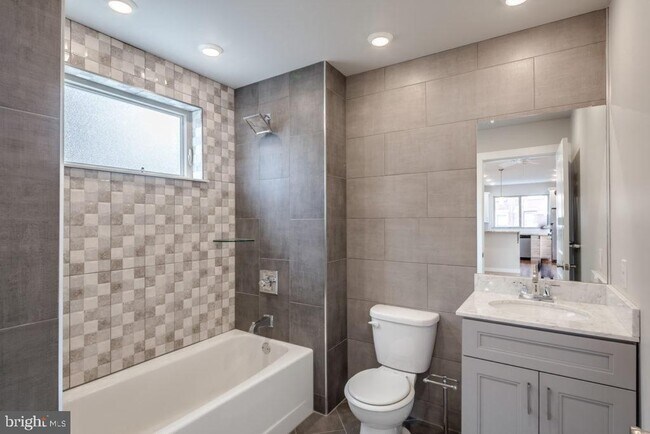 Photo - 1712 S 19th St Unit A