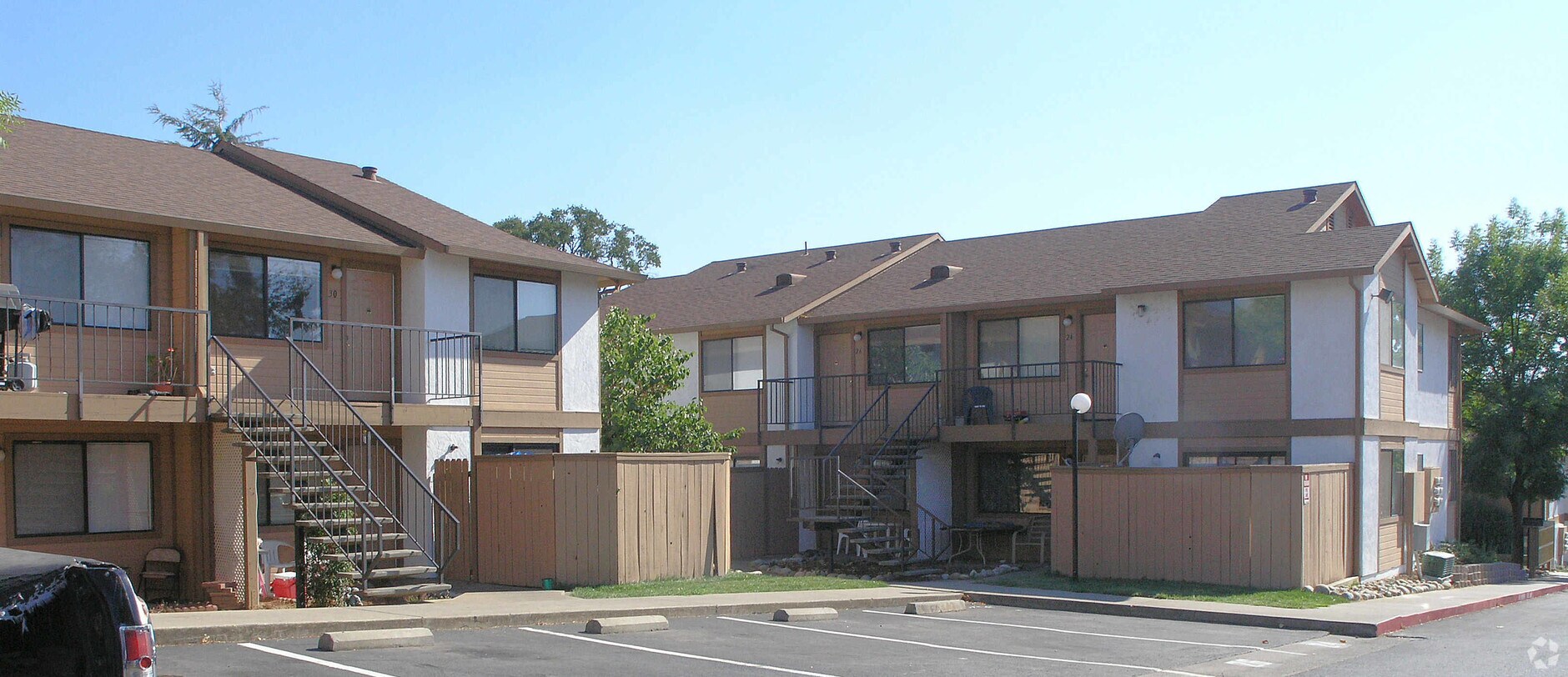 Blue Oak Manor - Blue Oak Manor Apartments