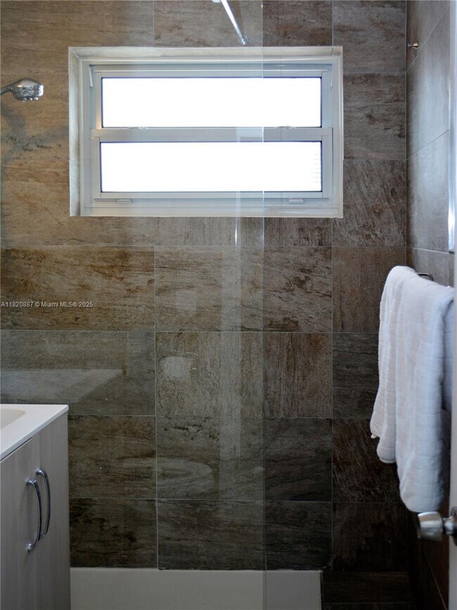 Photo - 1600 Pennsylvania Ave Unit 10