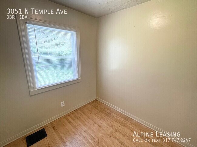 Photo - 3051 N Temple Ave