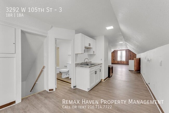 Photo - 3292 W 105th St Unidad 3