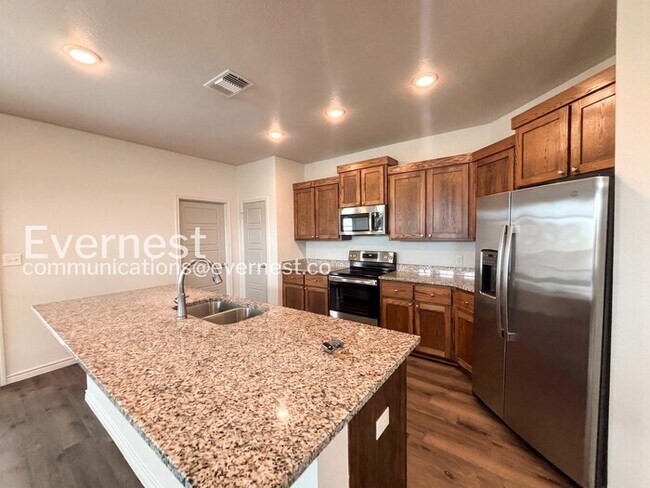 Photo - 870 Freedom Cir