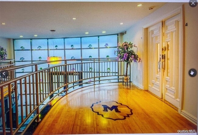 Photo - 215-40 27th Ave