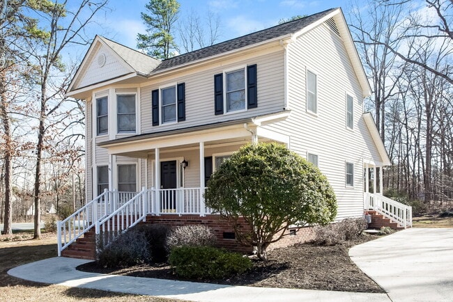 Photo - 2003 Redwood Dr