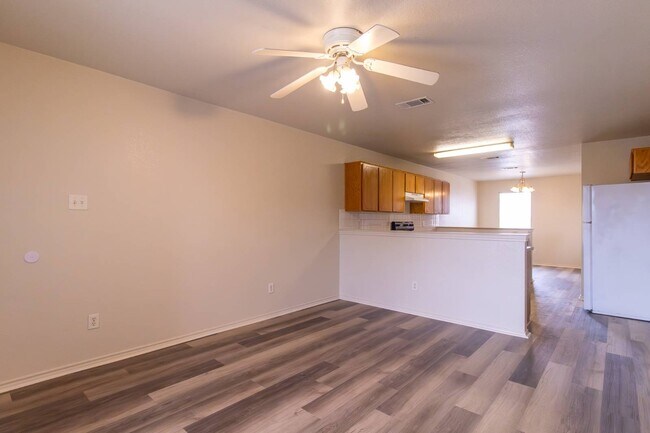 Photo - 3409 Toledo Dr