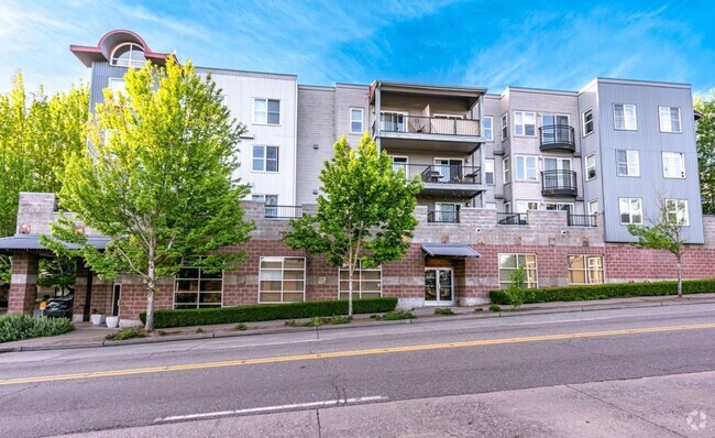 Building Photo - Evanston Square Condominiums ~ Greenwood Unit 201