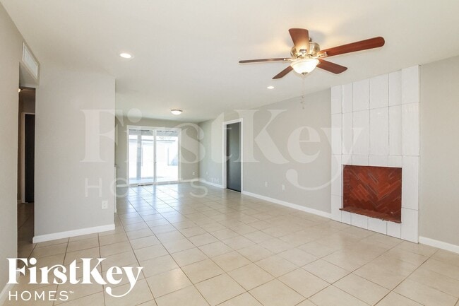 Photo - 14049 N 37th Way