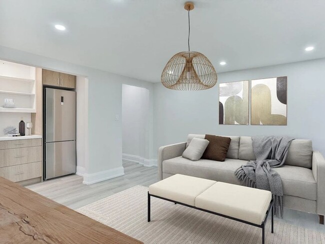 Photo - Forest Hill Manor