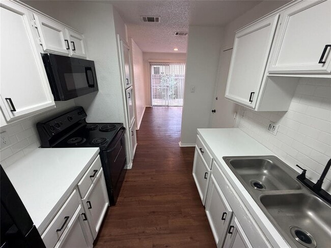 11620 Argonne Forest Trail