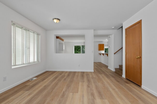 Photo - 4817 147th Pl SE