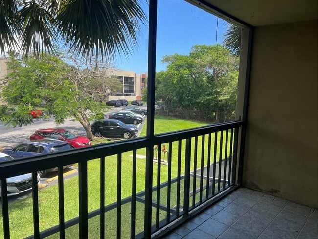 Photo - 10855 SW 112th Ave Unit 215