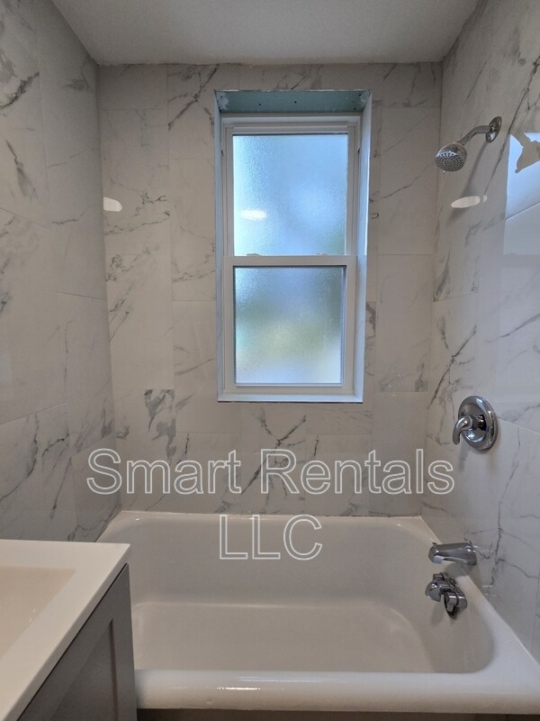 Photo - 4209 Ellenwood Ave