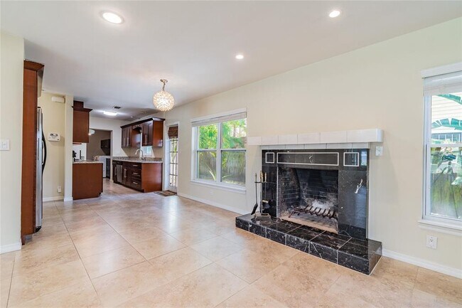 303 Wildwood Way