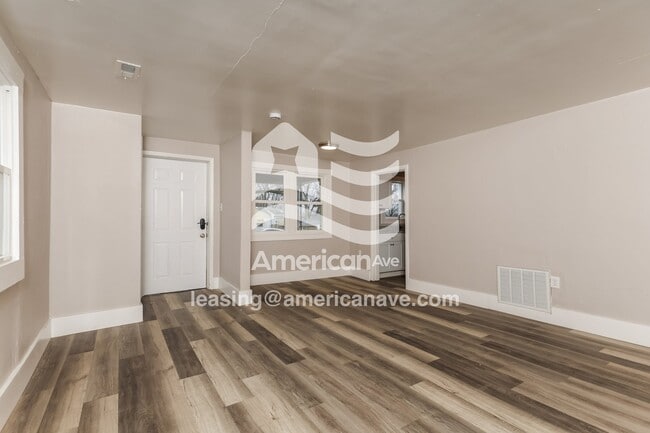 Photo - 2852 Revels Ave