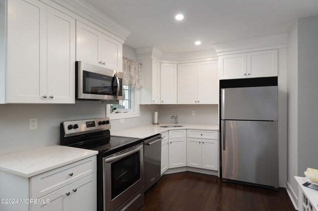 Photo - 67 E Highland Ave