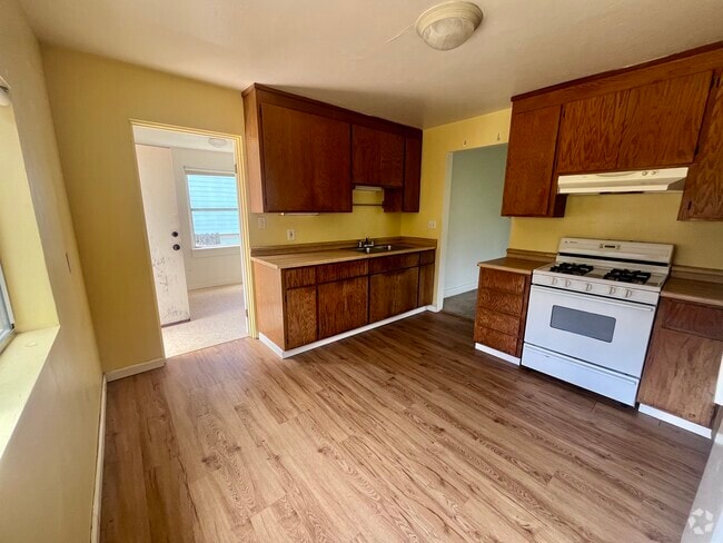 Building Photo - 409 Washington Ave Unit Point Richmond 2 bdrm Rental