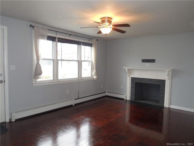 Photo - 215 Fowler Ave