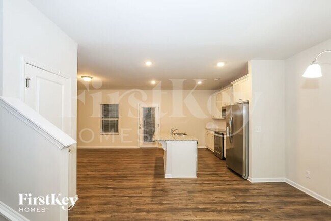 Photo - 10736 Rivergate Dr NW