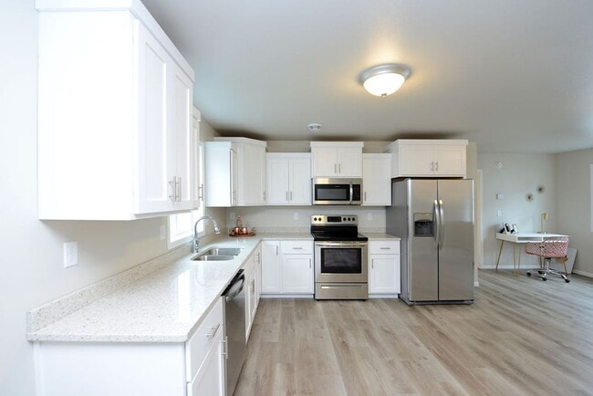 Photo - Modern 3-Bedroom Townhome with Attached Ga...