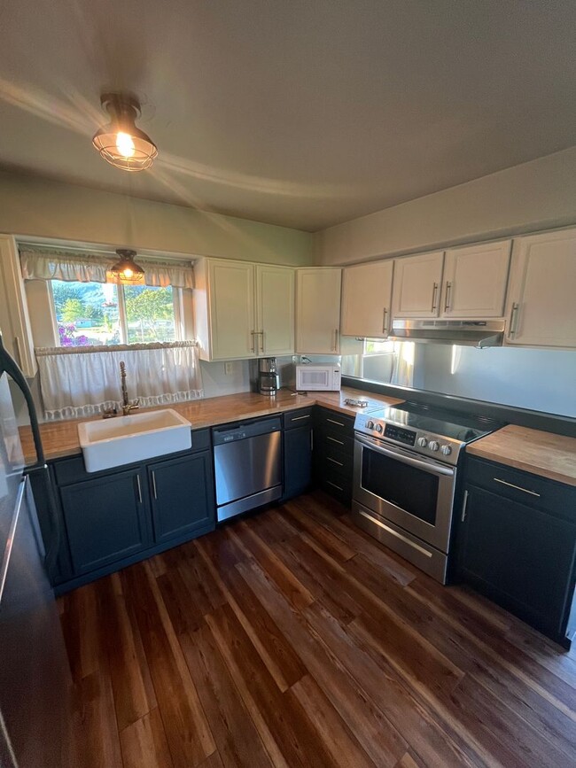 Photo - 9179 Harrison Rd