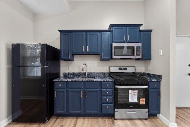 Photo - 2027 E Baltimore St