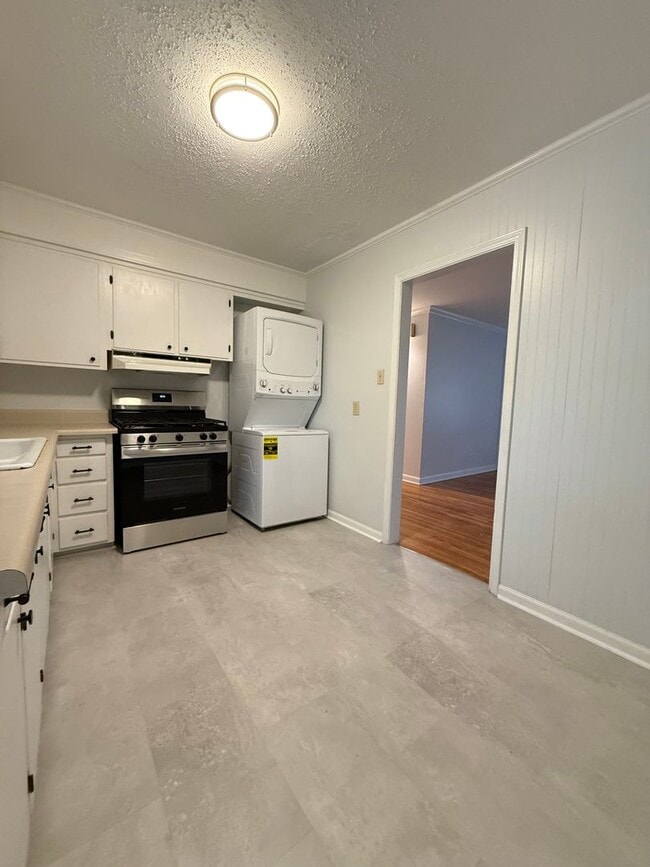 Photo - Keightly Drive Duplexes Unit 318 Keightley Drive