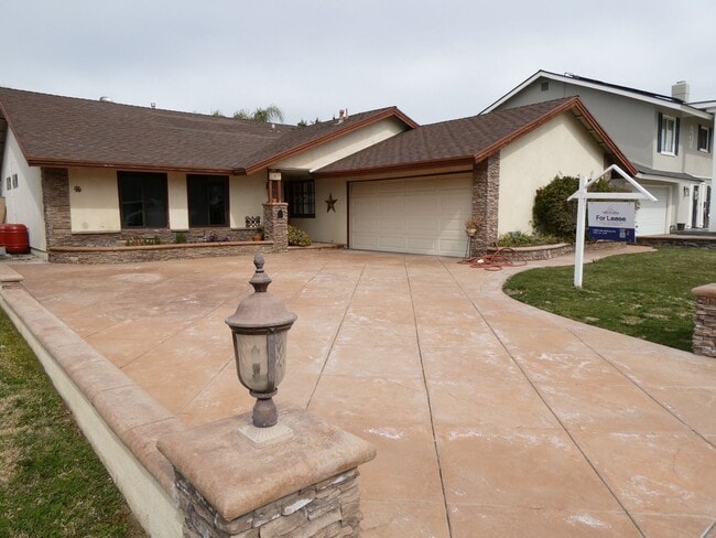 Building Photo - COMING SOON! Single Story Pool House for R...