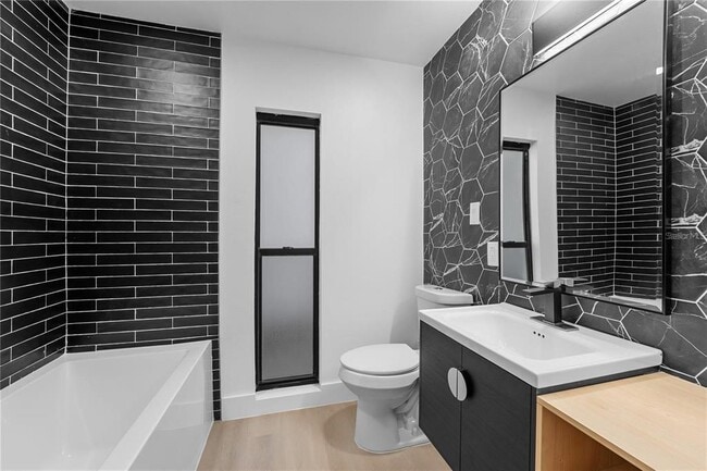 Photo - 607 Dunblane Dr