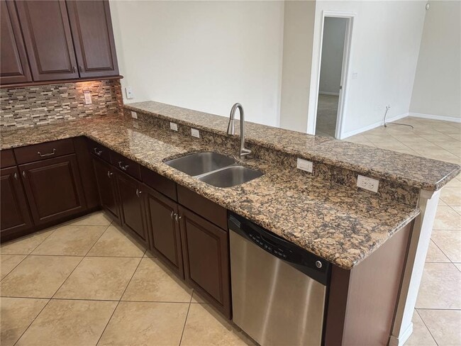 Photo - 314 Terracina Dr