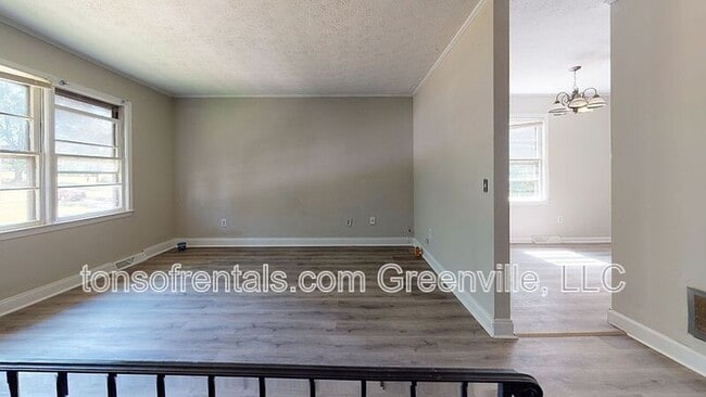 Photo - 220 Georgetown Rd