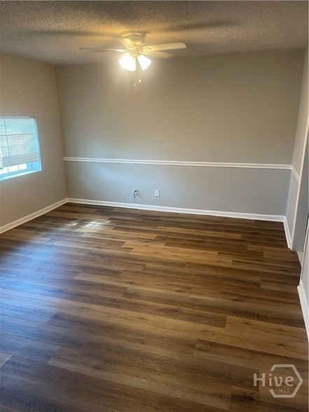 Photo - 501 Tuten Ave