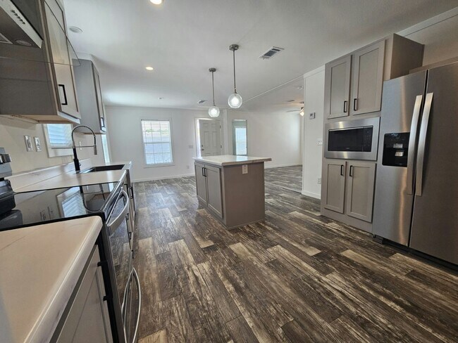Photo - 6661 Hidden Oaks Dr