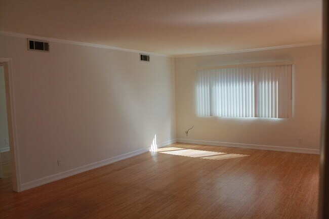 Photo - 10707 Camarillo St Unit #111