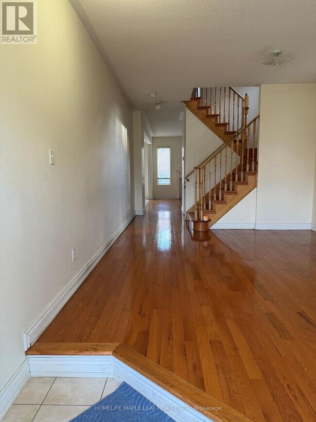 Photo - 4628 Sandford Farm Dr