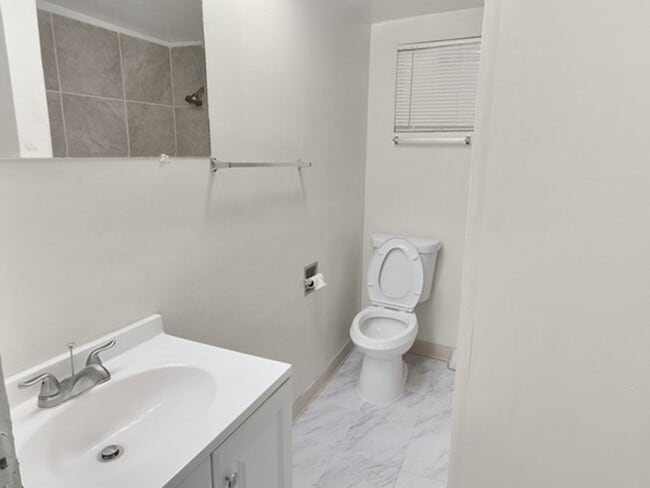698 Brockhurst St Unit C