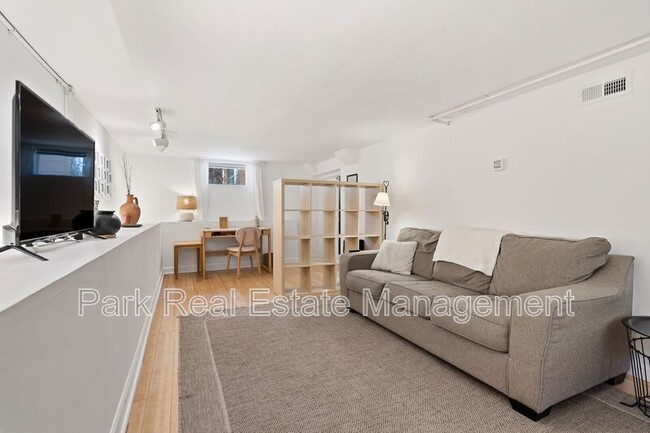 Photo - 200 Purefoy Rd