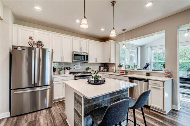 Photo - Beautiful 5 BR Home in Brownsburg!