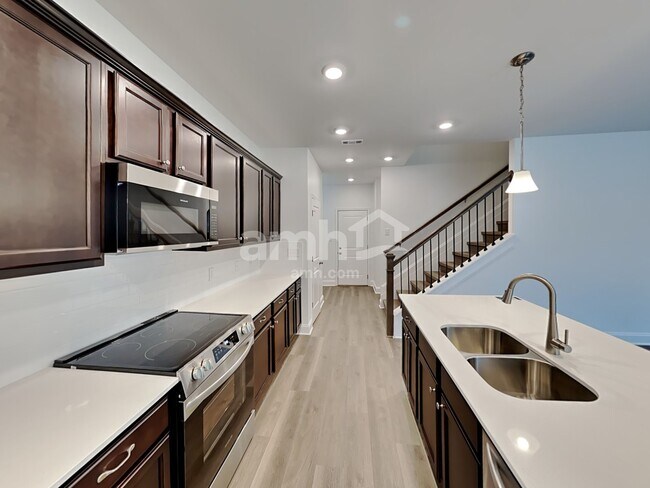 Photo - 3901 Kindness Wy