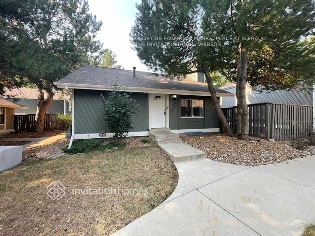 Building Photo - 10165 E Peakview Ave Rental