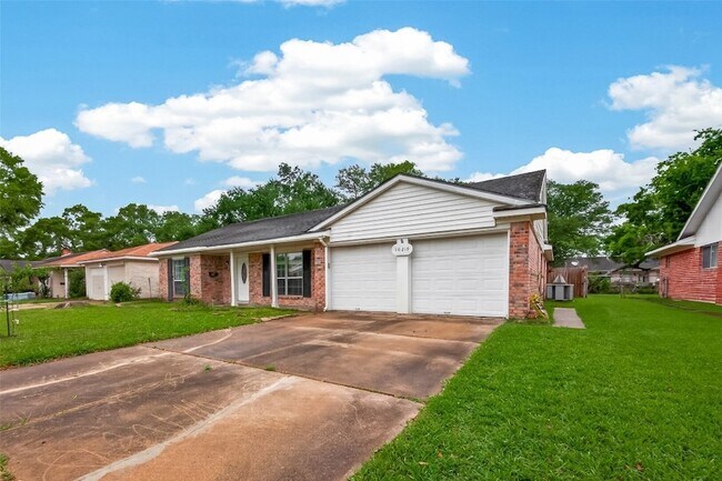 Photo - 16219 Rill Ln