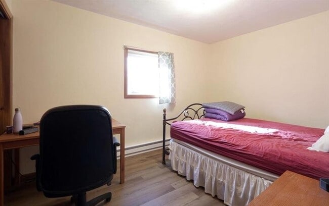 Bedroom - 1014 Walnut St Unit 1014